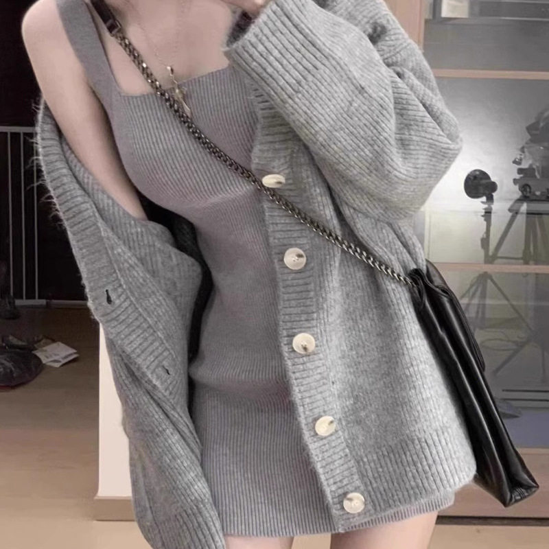 气质高级感韩版针织吊带裙女款纯欲高冷御姐风包臀连衣裙套装