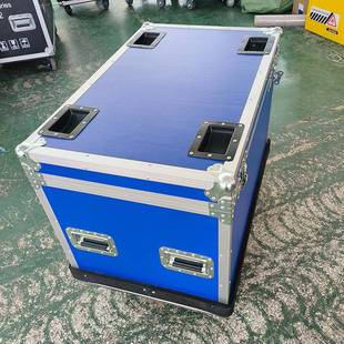 大5尺寸生产755屏785寸航空箱液晶显示屏周转箱蓝色ED显L示航空箱