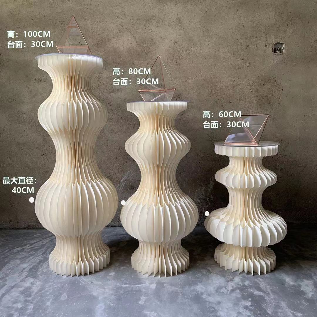婚庆诧寂风加密折叠路引柱