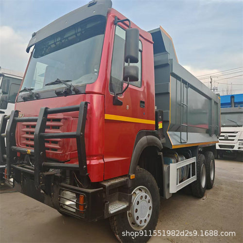 柴油重汽371/375马力大泵后八轮翻斗车重汽豪沃HOWO6×4自卸车