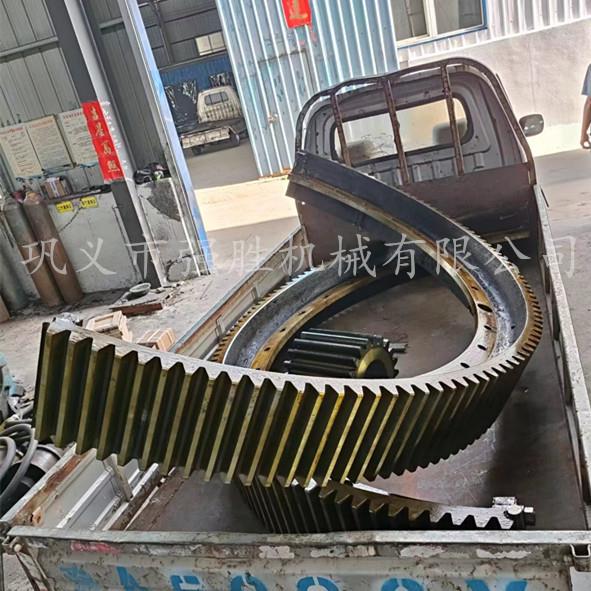 矿用水泥球磨机大小齿轮铜滑板棒磨机齿圈传动轴耐磨衬板配件