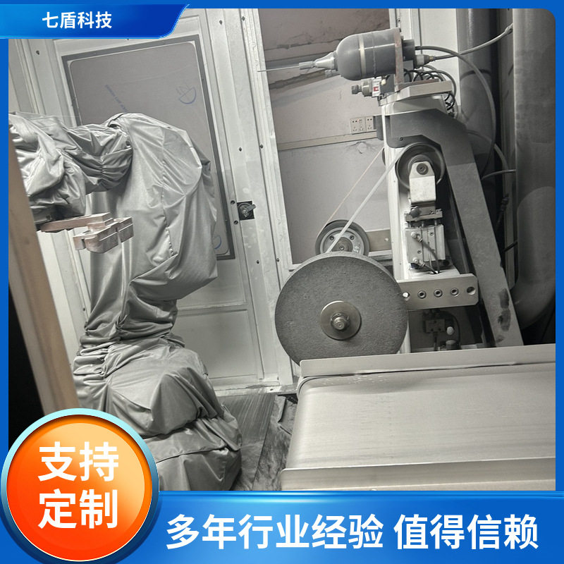 博力实BX2T-1500保温机器人防护服复合材料防尘耐磨隔热