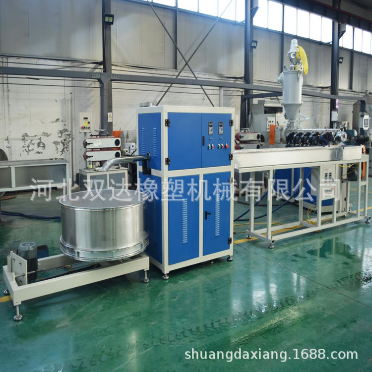 河北双达弹性体挤出机螺旋护套