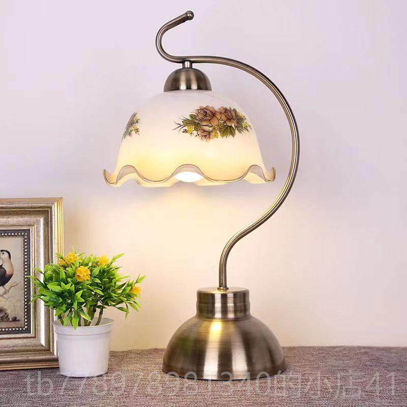高档美式乡村床头灯复古怀旧厅卧室房台简约现客灯代温书馨调光装