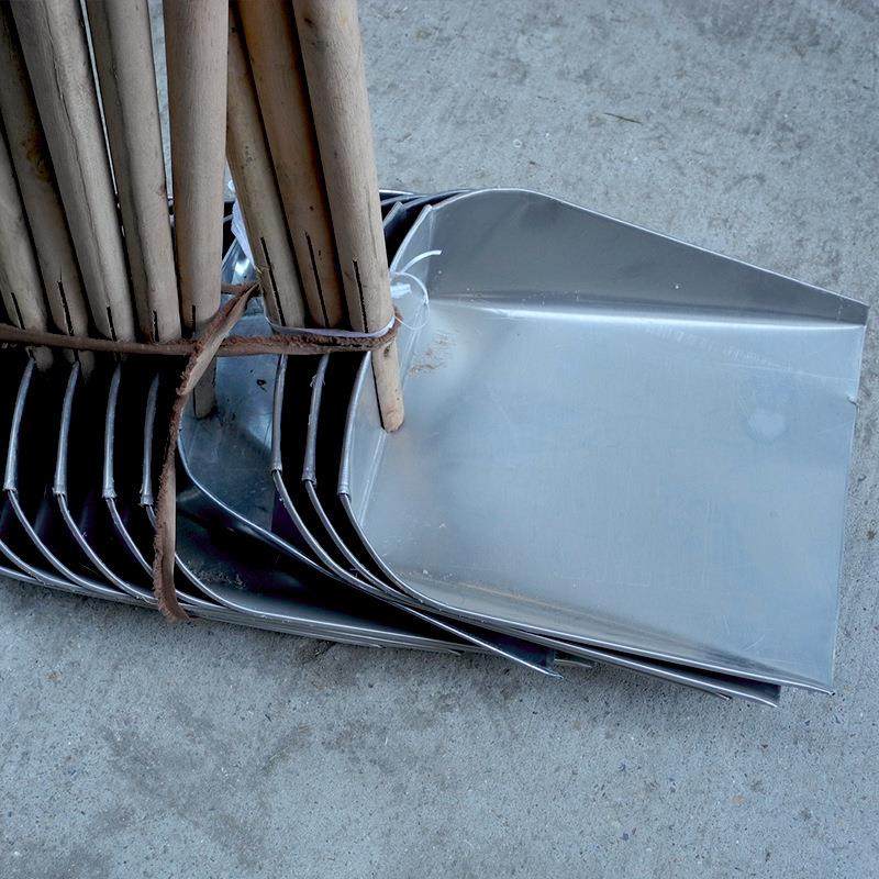 木柄白铁皮簸箕铁制畚斗扫地用 金属垃圾铲清洁工具