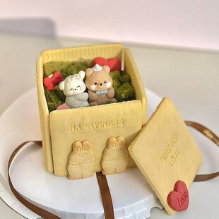 蛋白糖熊兔饼干盒子新年蛋糕装饰围边摆件可可兔子纸杯烘焙甜品