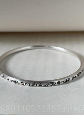 正品菩提树下足纯银小手鱼花银纹复款古做旧泰国工银闭口女手镯手