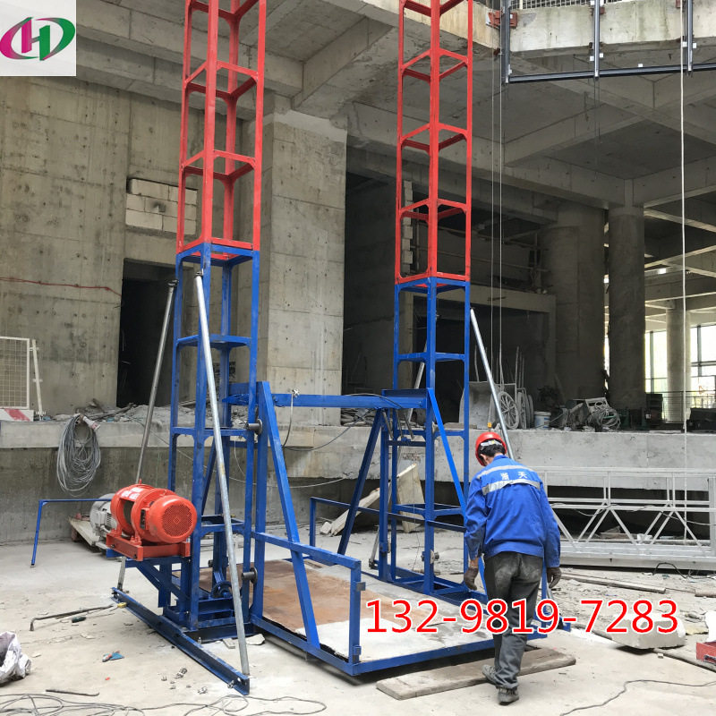 小高层龙门架升降机 30米货物提升机 建材水泥砂浆推车承载提升机