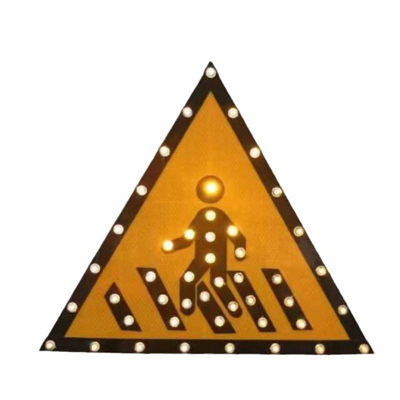 太阳能LED三角导向牌注意行人
