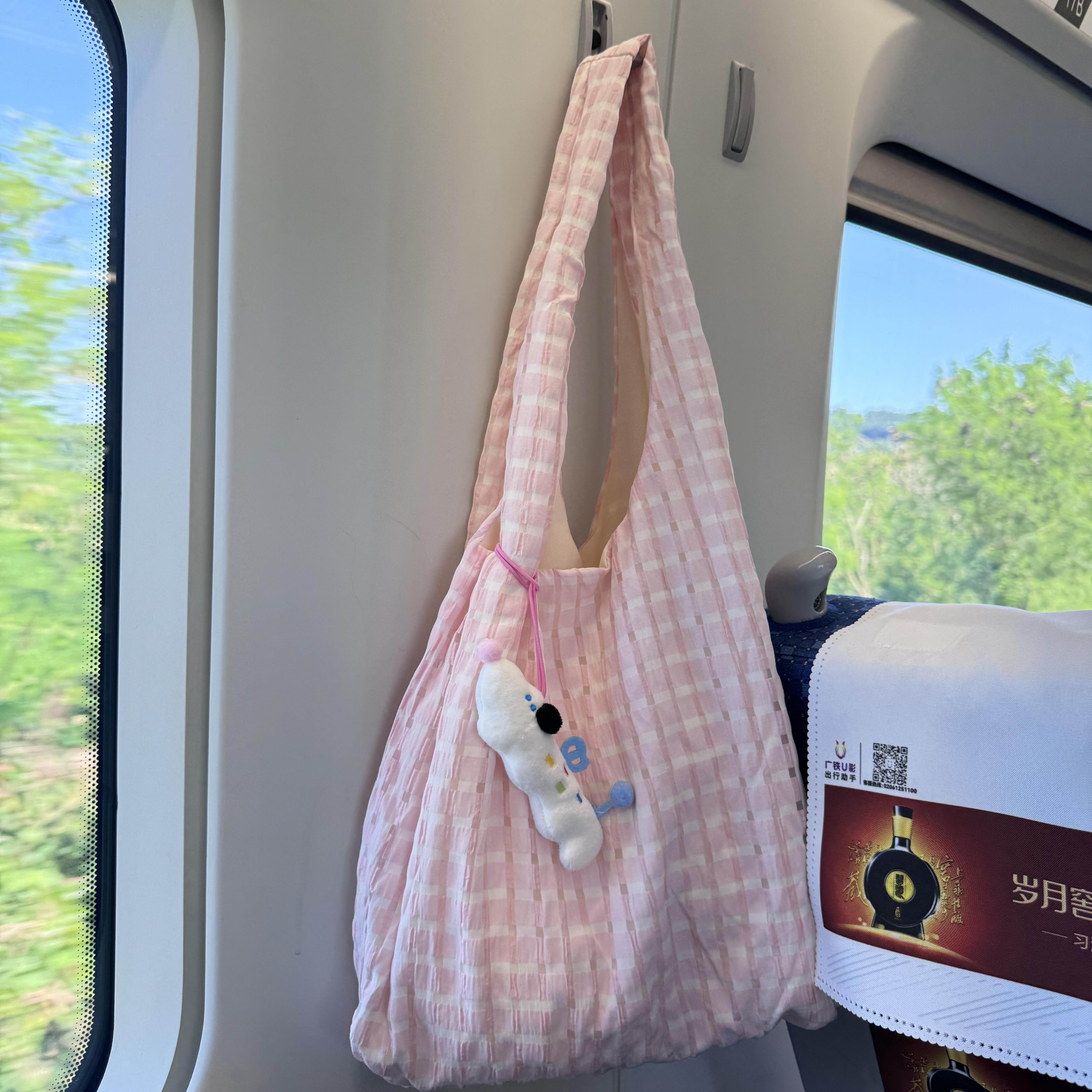 春夏新款多巴胺格子背心包旅行帆布袋小清新单肩百搭仙女托特包包
