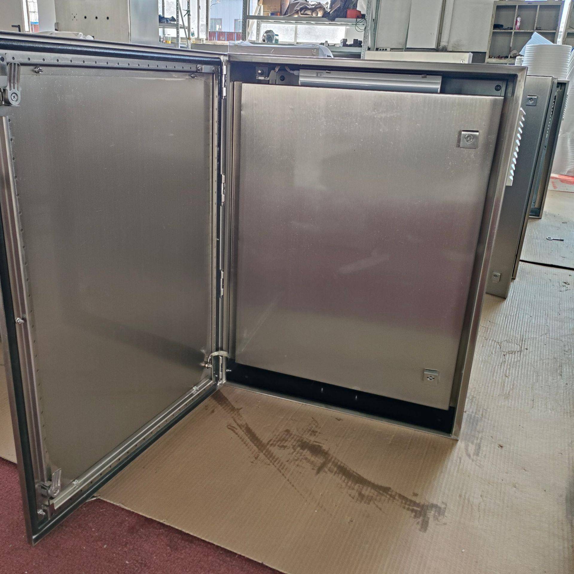 锈钢配电箱户外304外箱电控不箱监控设备不锈钢配箱表控室制仪箱