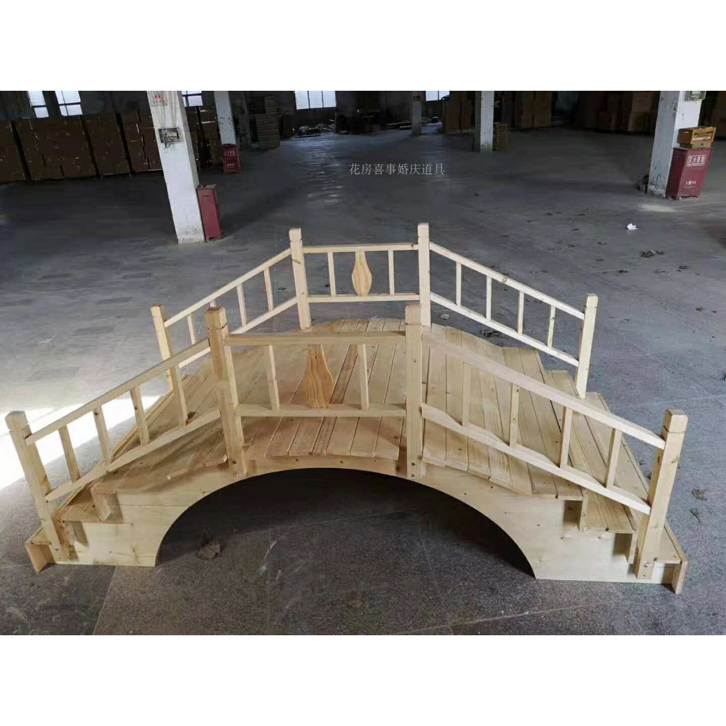婚庆木桥婚礼舞台布置道具拱桥中式木制木纹围栏楼梯扶手栏杆舞台
