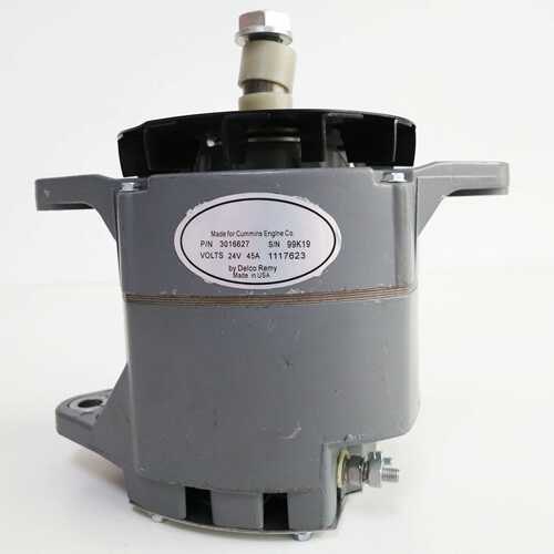 发动机配件K19发电机3016627 alternator