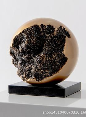 轻奢现代办公室艺术品家居装饰品雕塑古铜色腐蚀球形创意工艺摆件