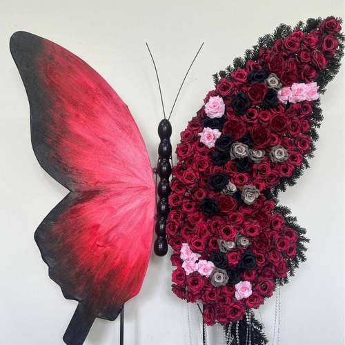 巨蝴蝶美陈装KTT饰商橱场大景区婚庆网红打卡拍照型型仿真花艺窗