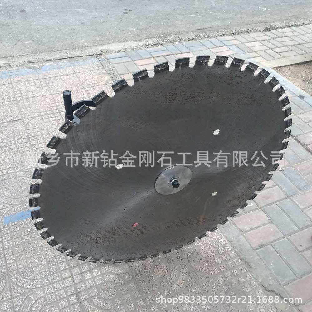 金刚石墙锯锯片800 泡沫砖切割片1000型 切水泥路直径800切割片