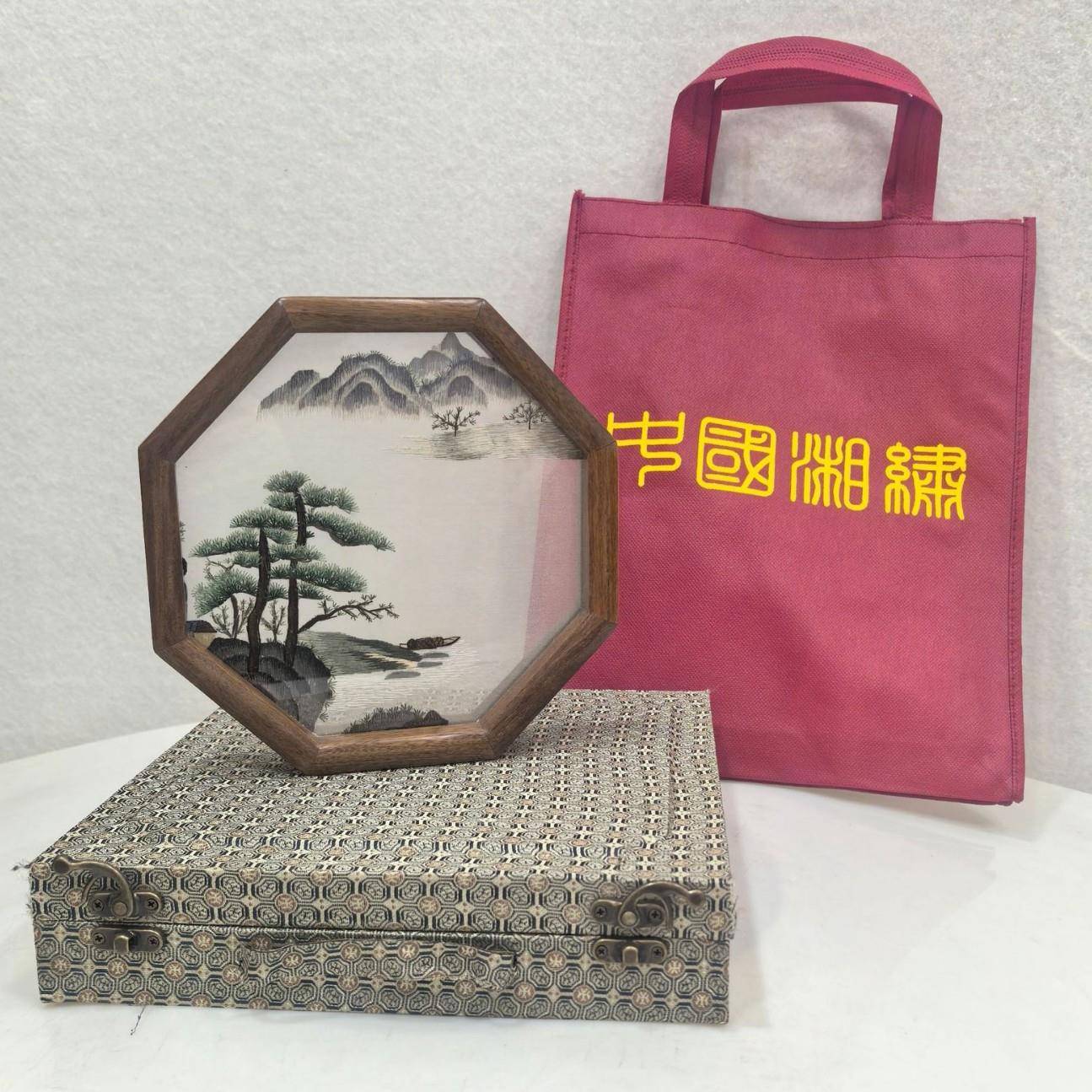 湘绣沙件纯手摆绣长刺绣工成品八角摆台双面绣花台桌面摆件胡-桃