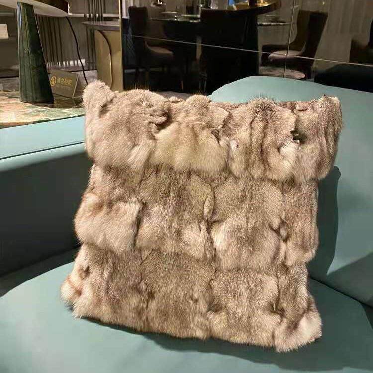 狐狸毛抱床枕套不含芯狐头抱枕狐狸皮狐狸毛抱发靠垫套头办公室靠