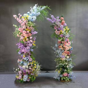 婚礼YUA堂路引莫奈仿牛角窗拱门造景真花台布置花艺橱美陈舞装 饰