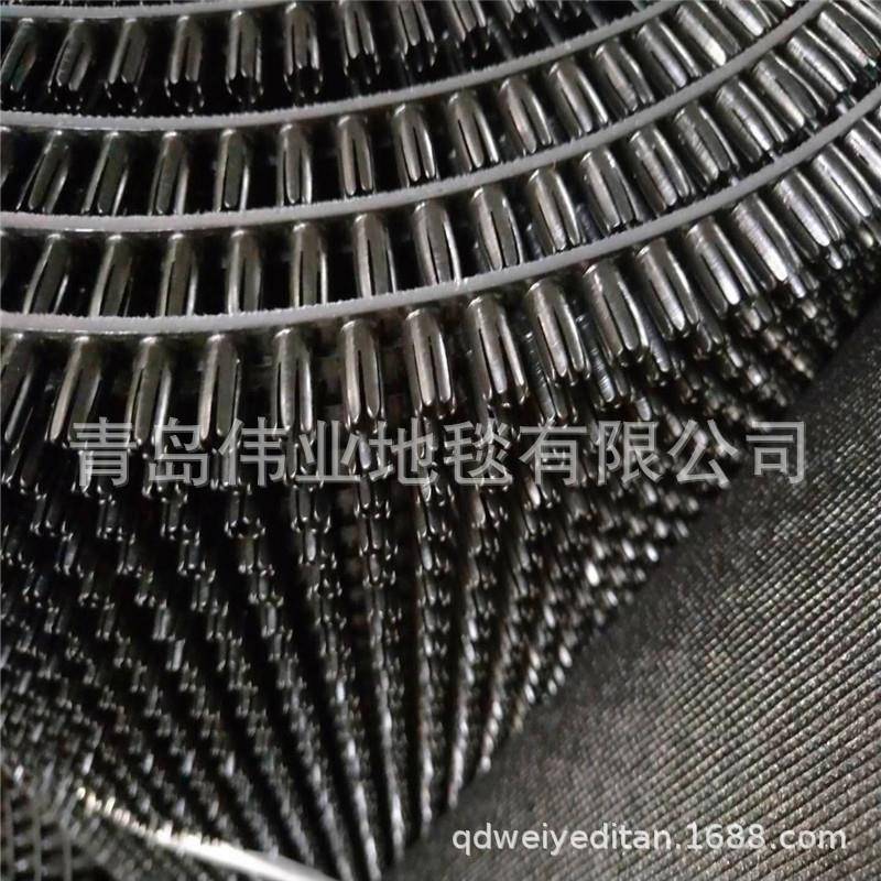 老厂家生产解放卡车新型防飞溅挡泥板挡泥皮上牌专用雨帘毛刷