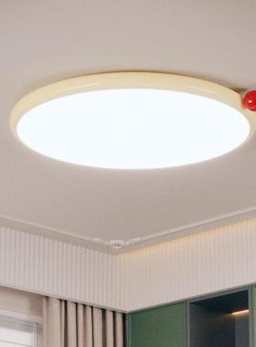 中卧室灯吸顶23432灯房护眼新款现代奶油风间灯广东山具飞碟儿童