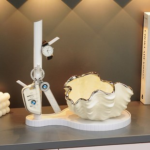 入户玄关门口鞋柜放钥匙扣锁匙收纳盒摆件高档轻奢家居客厅装饰品