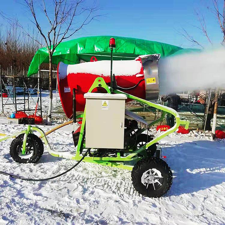 户外滑雪场人工降雪机 履带式大功率造雪设备 多种规格静音飘雪机