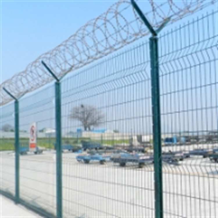 山东明投机械 防攀爬围栏机场边境带刺隔离网Y型柱隔离栅栏