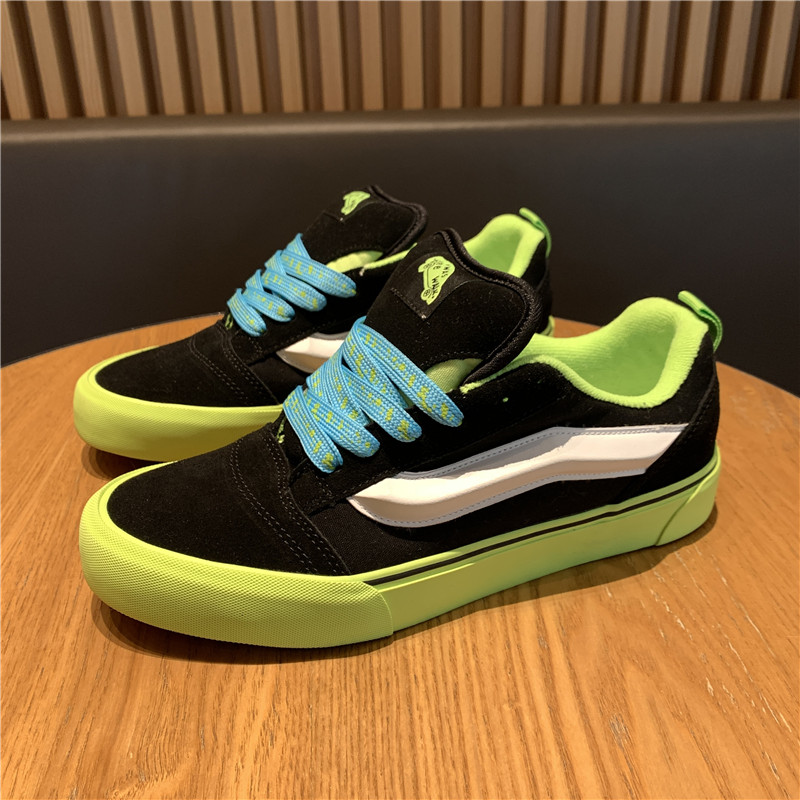 秋冬美式街头黑绿撞色面包鞋