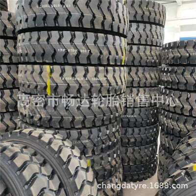 销售 全钢子午线12.00R20/1200R20载重卡车 搅拌车轮胎