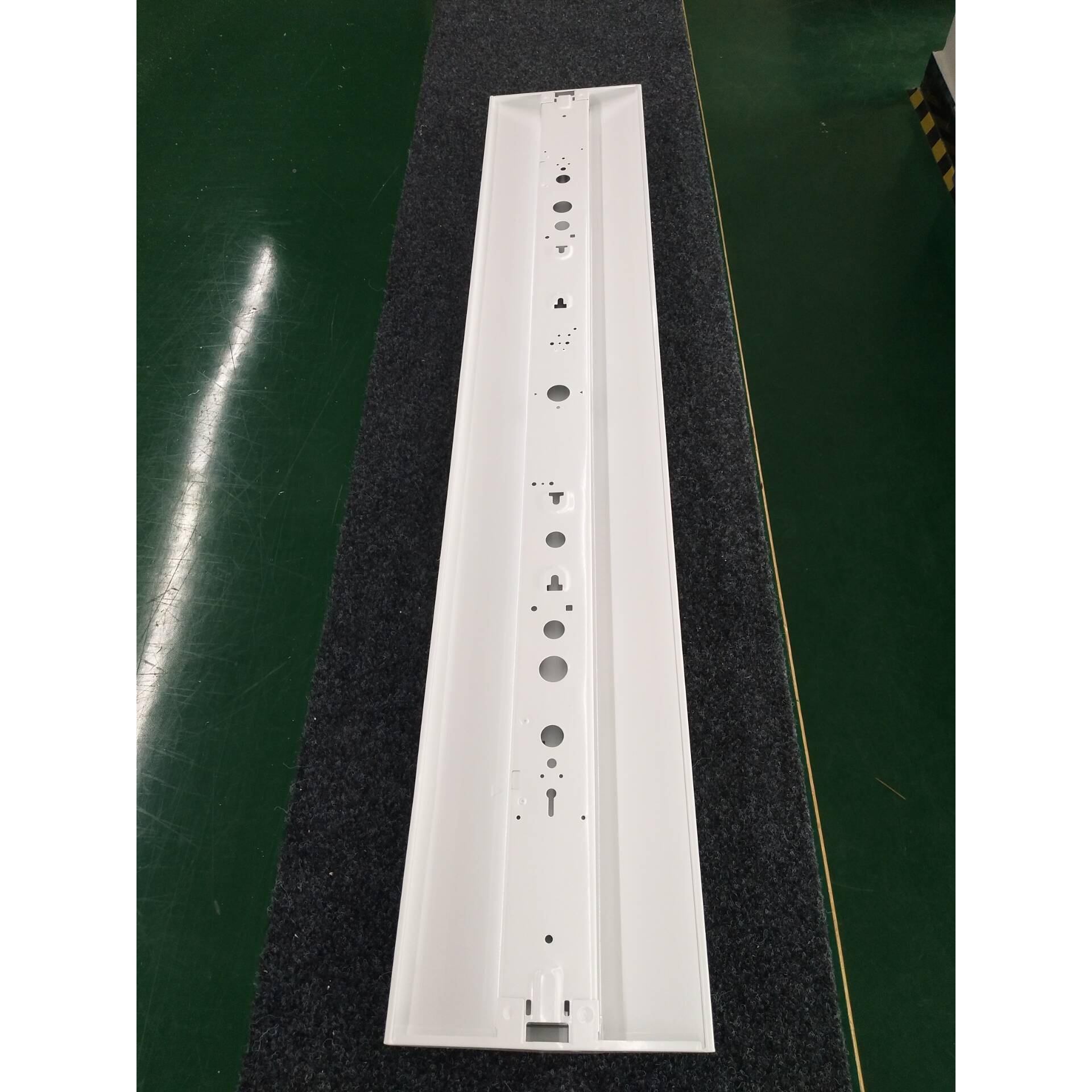 日规一架体型吸顶OKT8A-02灯日光灯支T28管灯支架外壳套件30MM