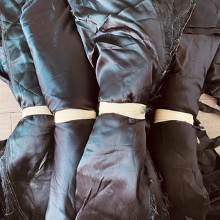 黑色零头布料刀口真丝素绉缎拼婴儿衣服100%桑蚕丝面料可DIY手工