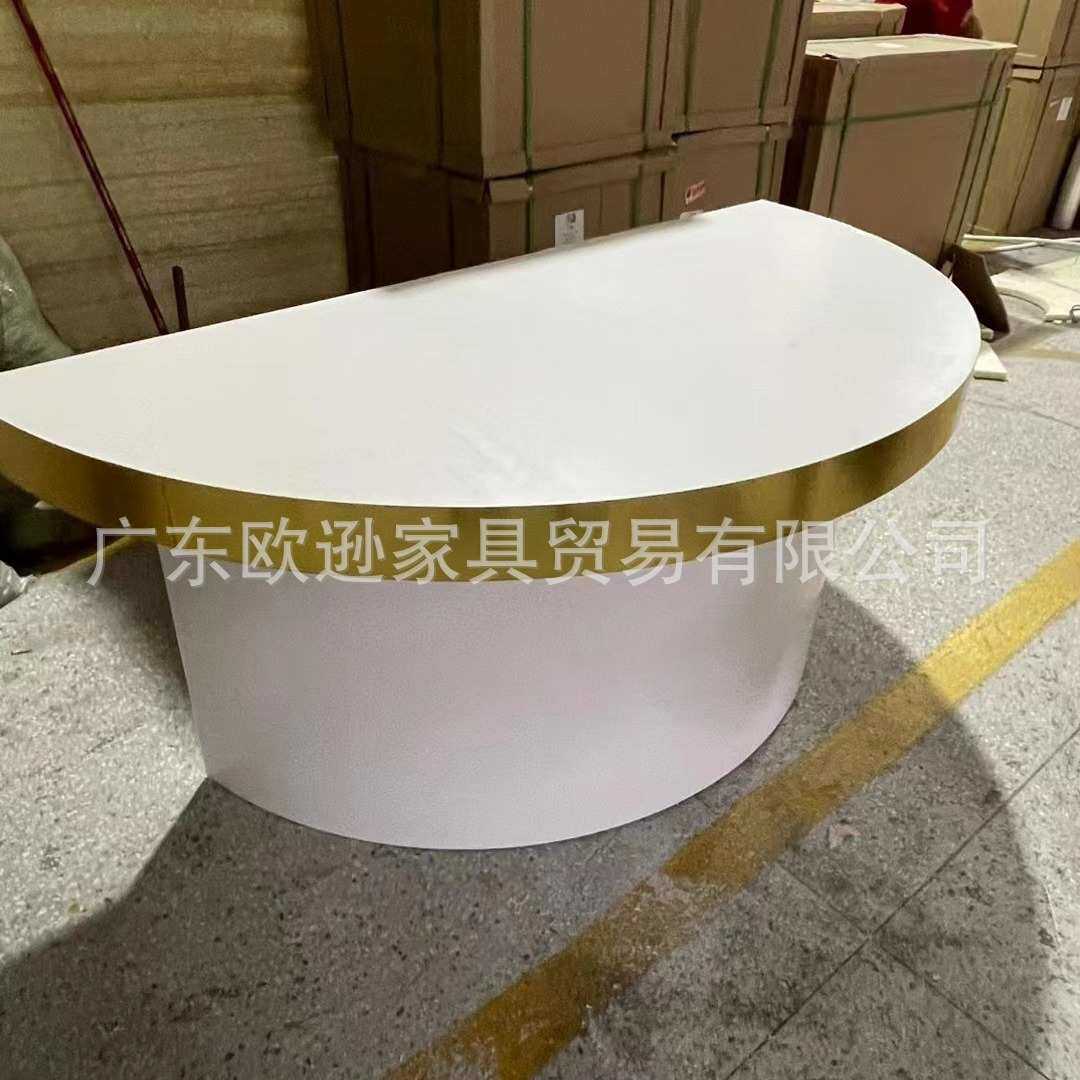 PVC贴亚克力半圆桌婚庆新郎新娘桌蛋糕桌酒店家具