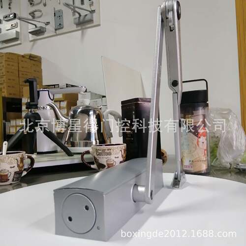 供应德国盖泽TS2100VBC齿轮齿条式闭门器 盖泽原TS2000VBC缓冲闭