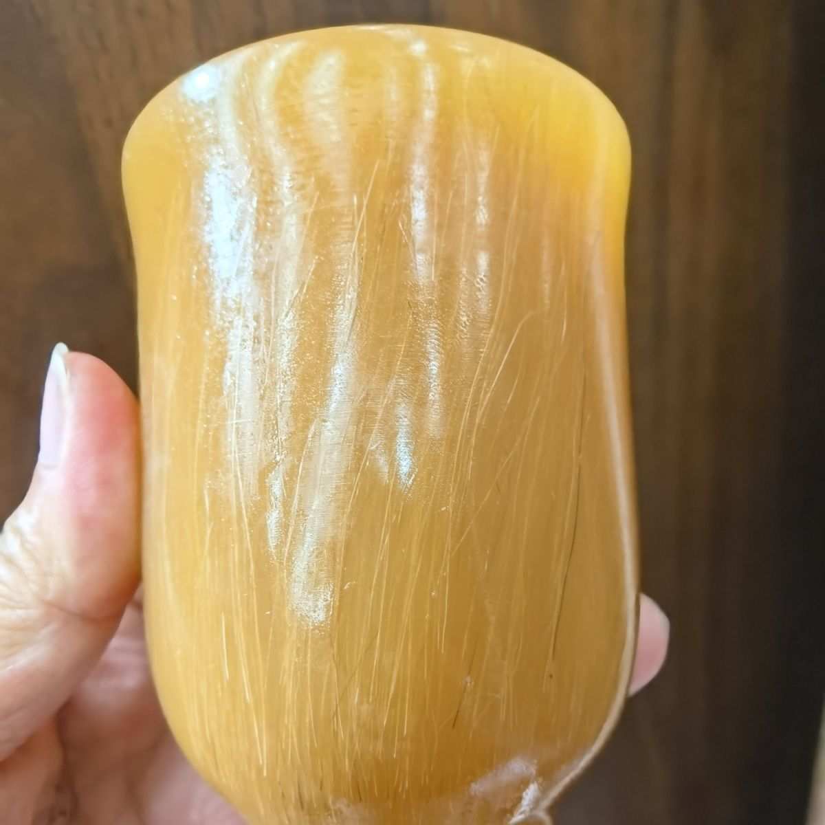亚洲披毛犀酒杯 黄皮老料竹丝纹鱼籽纹清晰可见养生把玩仿工艺品