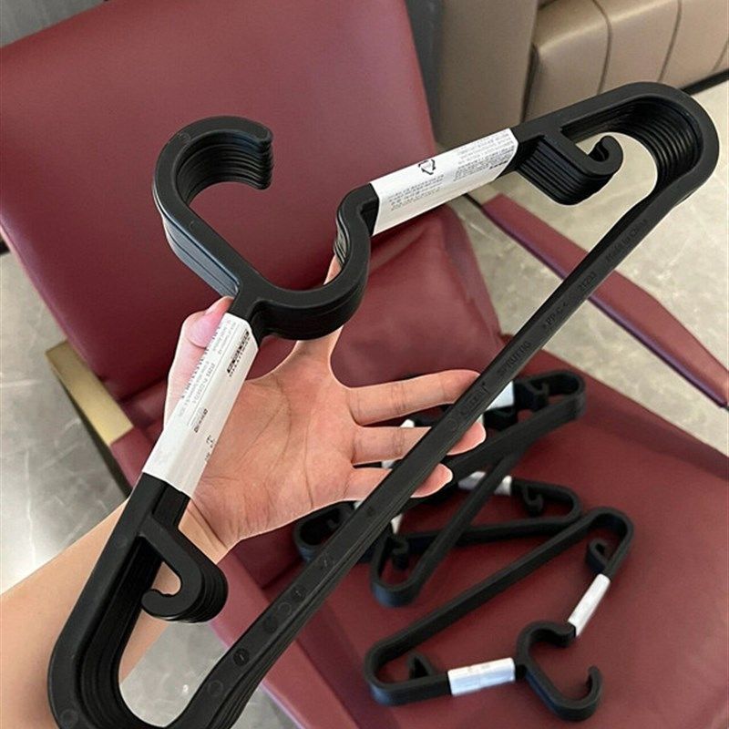 性价比高【30个装】升级加厚黑色极简衣架 护衣无痕省空间挂衣架