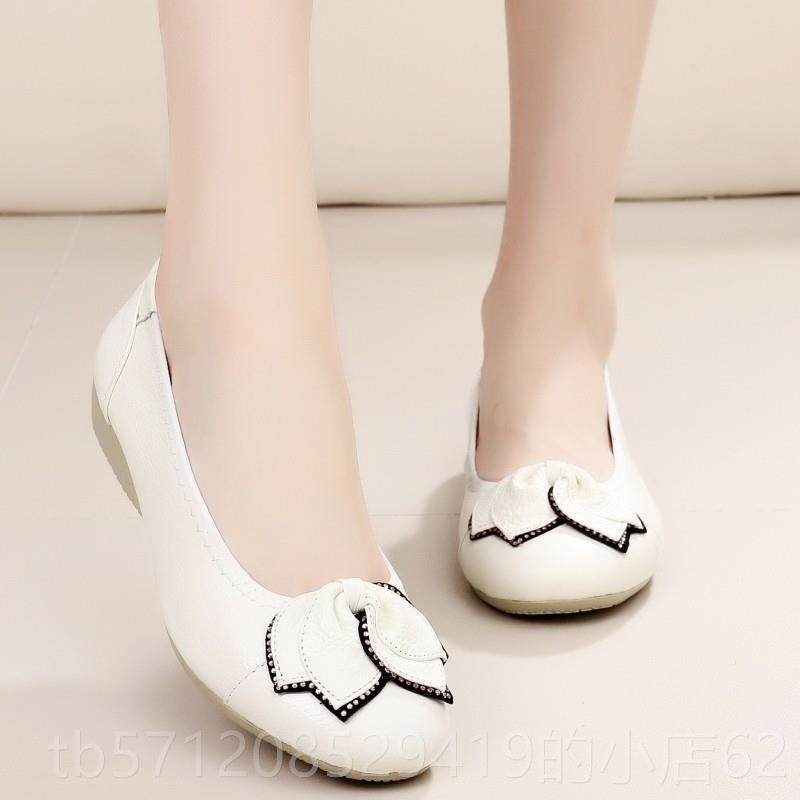 新款春季浅口中老年平妈妈人鞋单鞋软底休闲平底防豆豆鞋跟工作女,女鞋,浅口单鞋,淘宝优惠券,粉丝福利购,淘宝优惠卷