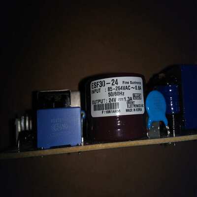 华仁电源 FINE SUNTRONIX  ESF30-24