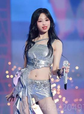 正品服雅娴同款银色科技感套装演出kpop女团ASA款同爵士舞打郑歌