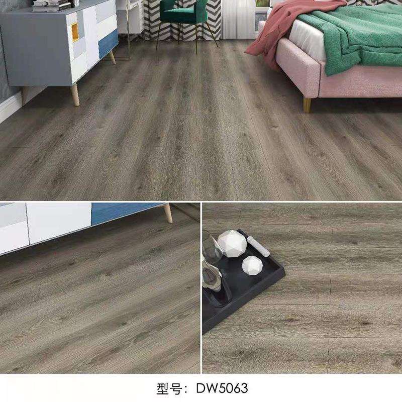 自粘PVC加厚木纹加厚地板贴 商用家用塑胶塑料地板革工程革厂家