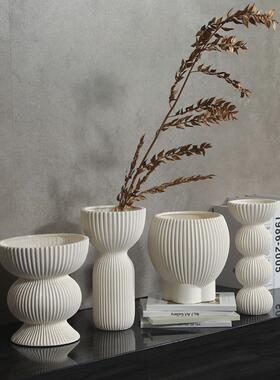 白色简约北欧装饰陶瓷花瓶家居客厅餐桌电视柜摆件干花插花花器