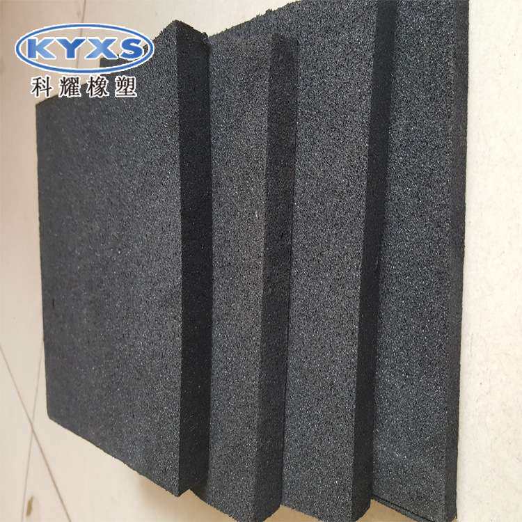 供应闭孔泡沫塑料衬垫各种规格 发泡聚乙烯泡沫板黑色 道路填缝用