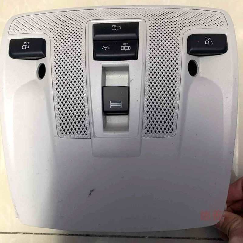 适用奔驰117 CLA180 CLA200 CLA220 CLA260等天窗开关阅读灯 拆车