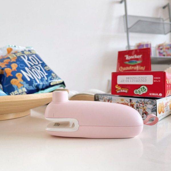 三挡调节磁吸式充电封口袋封口机 厚薄均可封口usb手持迷你封口,厨房/烹饪用具,封口机,淘宝优惠券,粉丝福利购,淘宝优惠卷