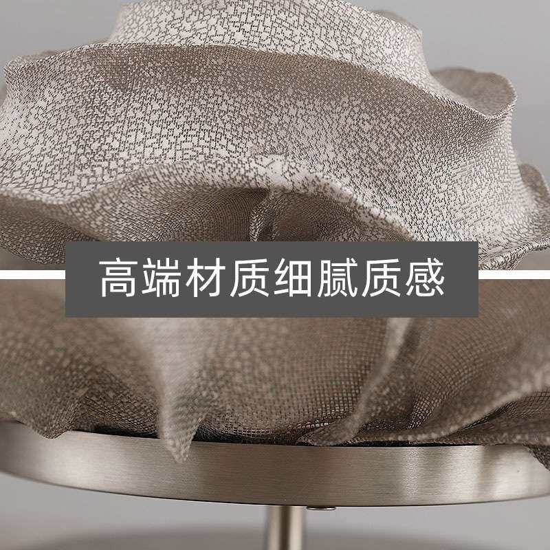 北欧后现代轻奢设计师玫瑰花书房办公桌郁金香台灯创意床头花朵灯