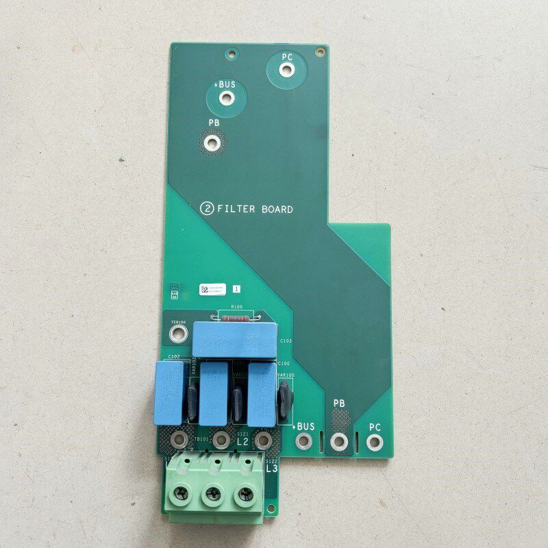 EAV34361-00施耐德变频器630系18.5-22KW输入接线端子滤波吸收板