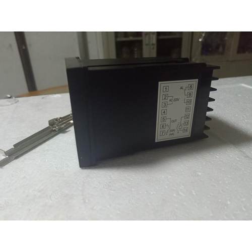 塑料瓶吹850机烤箱温控仪配瓶机件智吹能温控器