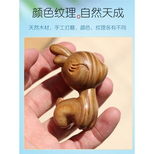 天然绿檀木一鹿平安车上摆件2024新款中控台车载装饰品出入平安