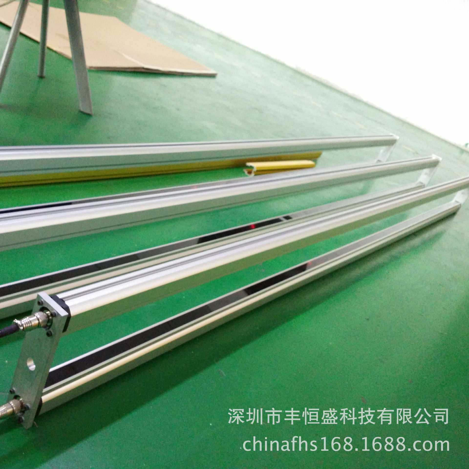 流水线上测量纸箱物体的体积测量光栅有什么办法