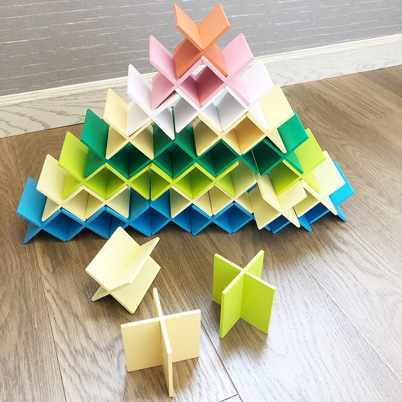 早教益智创意彩色十字卡扣积木室内建构百变拼插堆塔积木叠叠乐